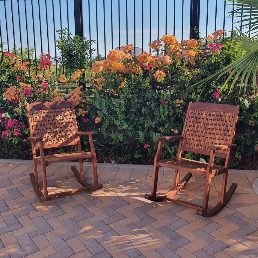 Mecedora de madera tzalam