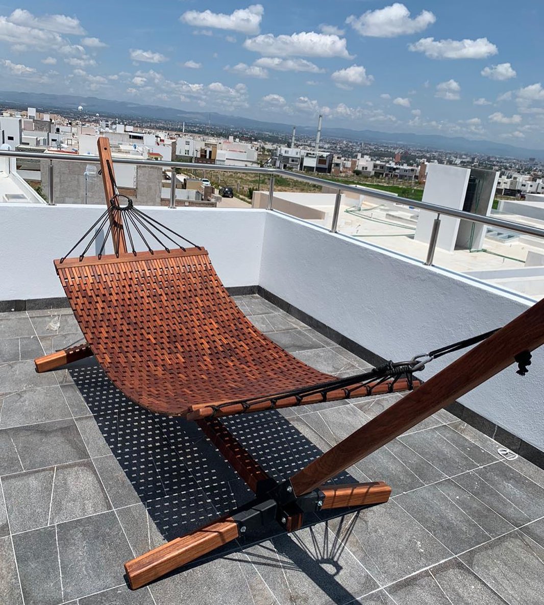 Base de madera para hamaca de madera.