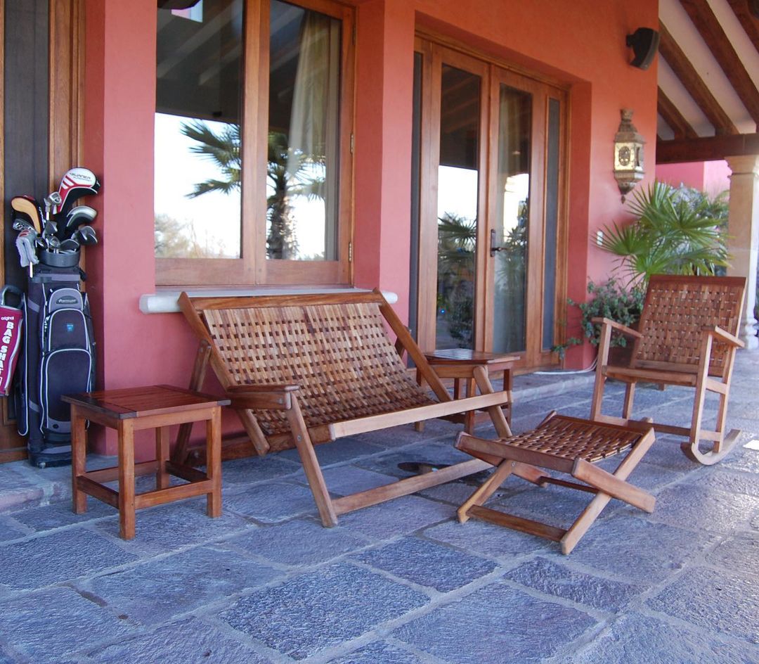 Sillon loveseat de madera tzalam