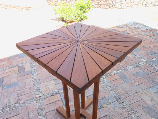 Mesa de bar de exterior