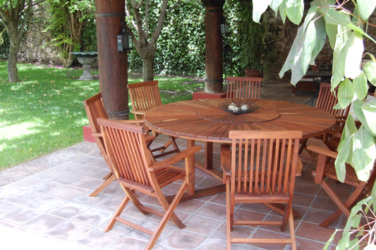 Mesa y sillas de madera tzalam para exterior