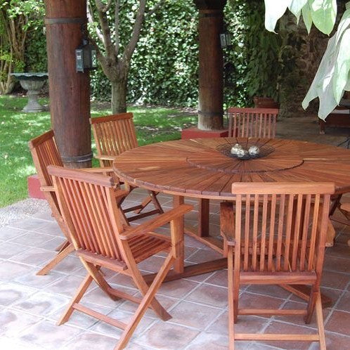 Mesa y sillas de madera tzalam
