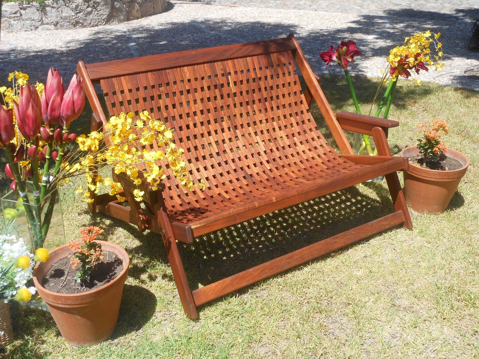 Sillon loveseat de madera tzalam